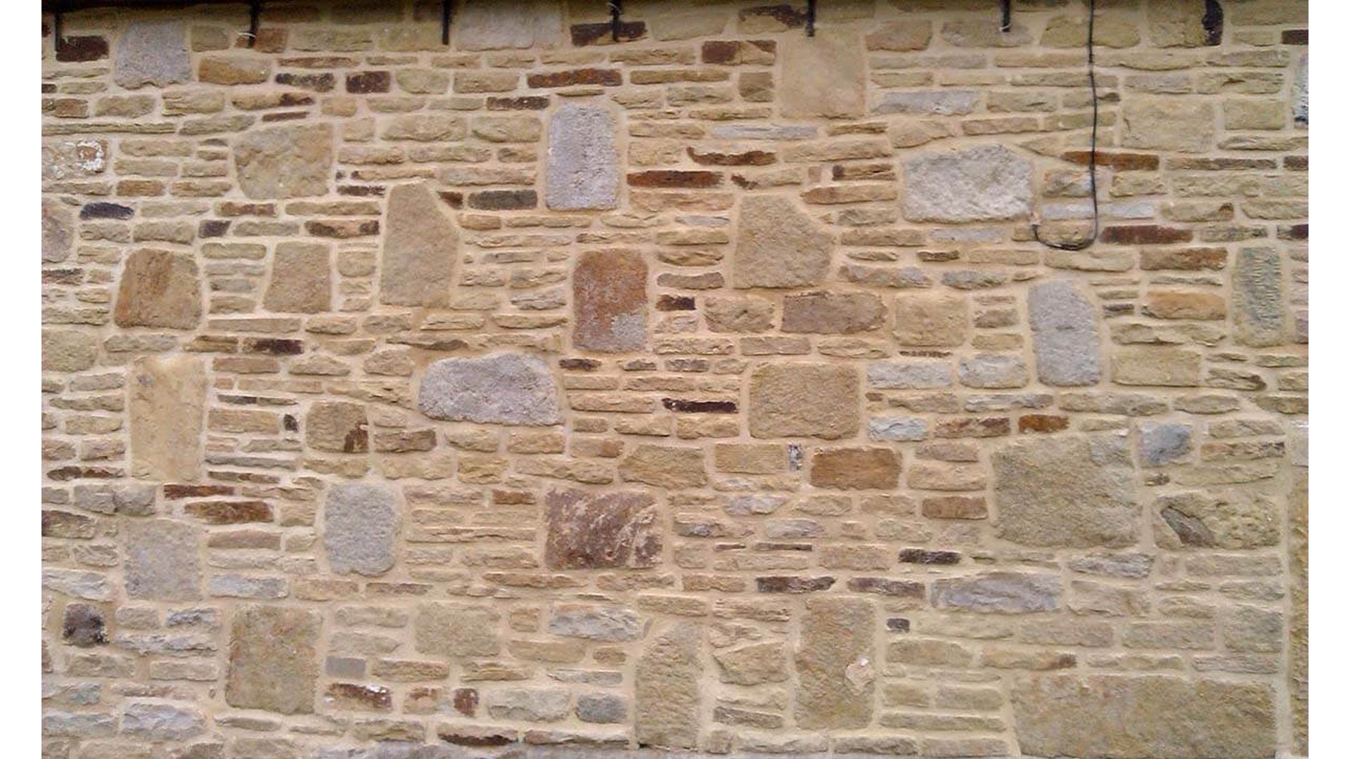 Stone wall repointing