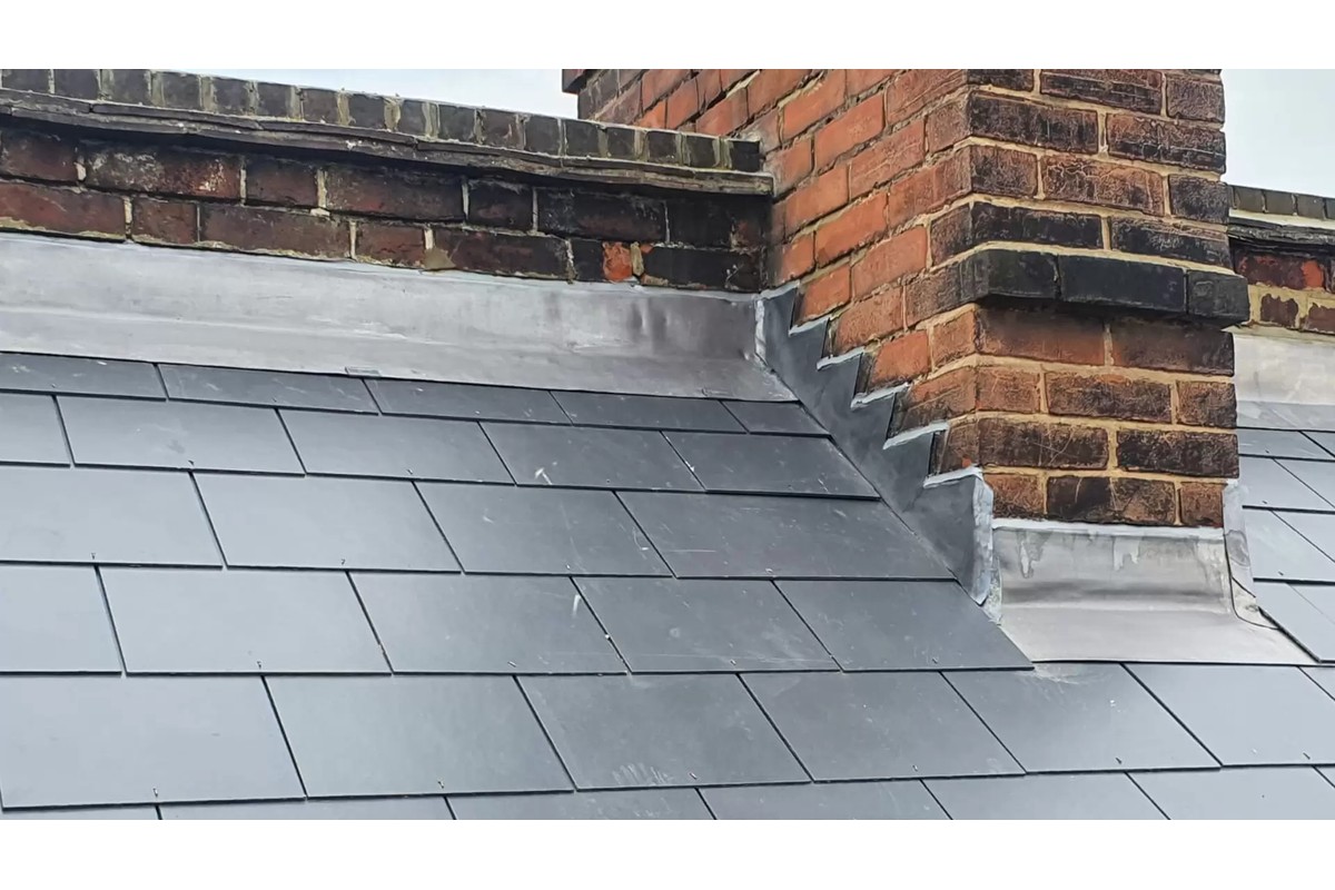 Roof flashing
